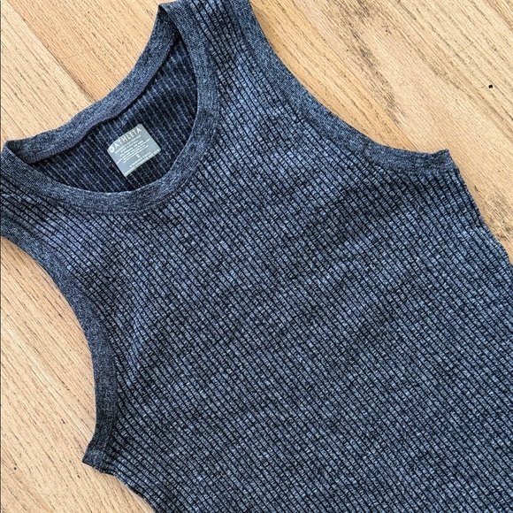 Athleta Ribbed Tank - Picture 3 of 9
